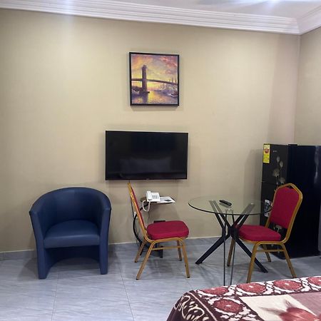 Bonsukoda Lodge Madina 외부 사진