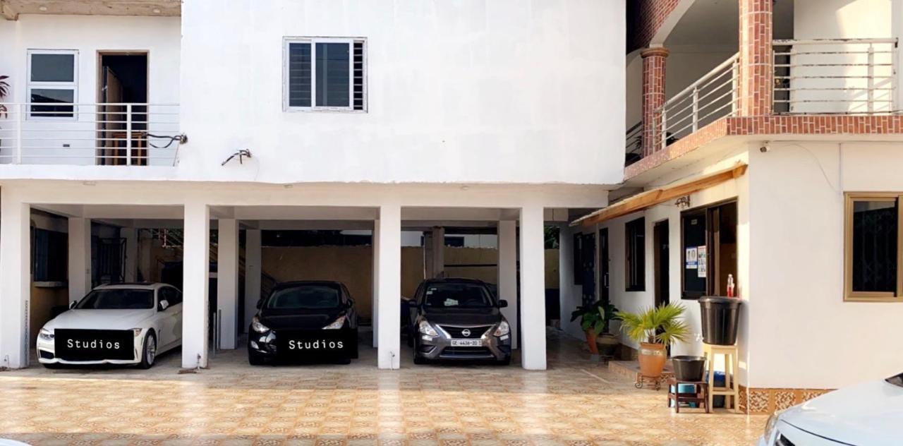 Bonsukoda Lodge Madina 외부 사진