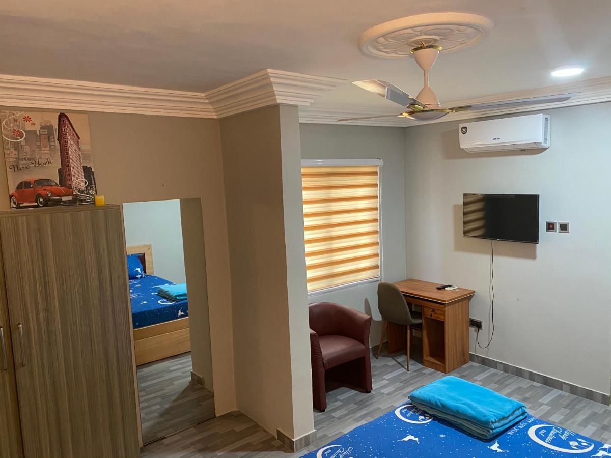 Bonsukoda Lodge Madina 외부 사진