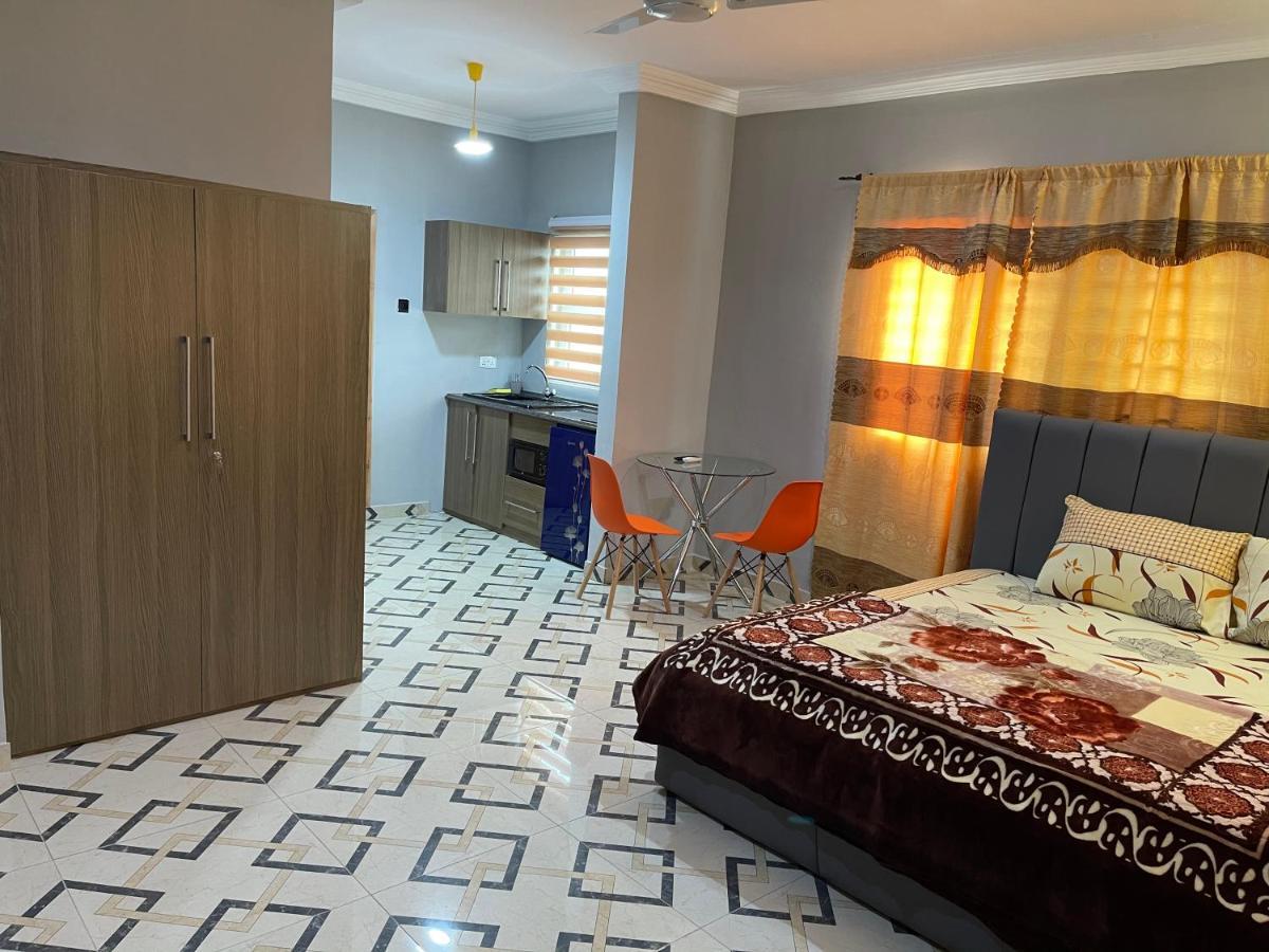 Bonsukoda Lodge Madina 외부 사진