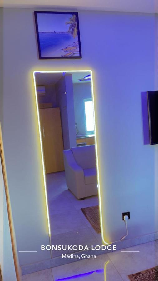 Bonsukoda Lodge Madina 외부 사진
