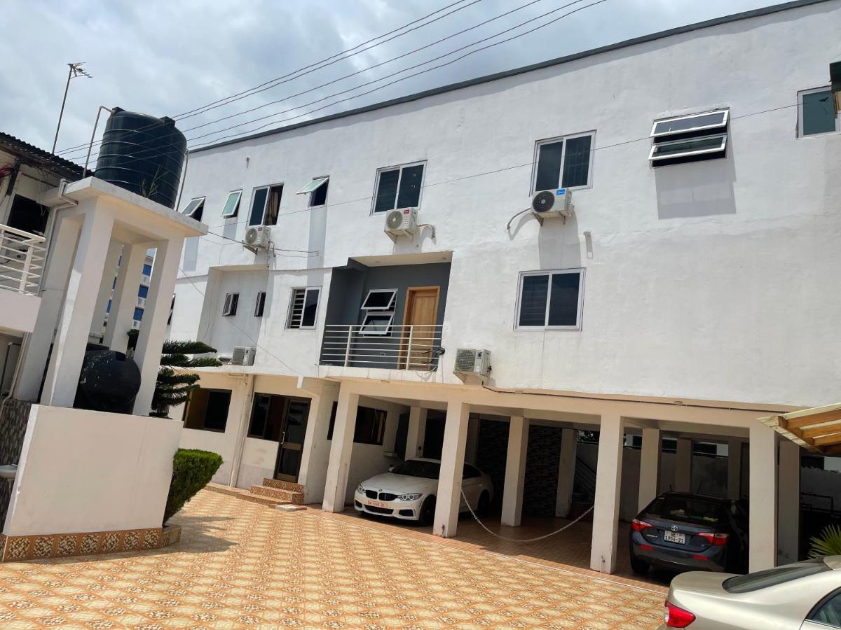 Bonsukoda Lodge Madina 외부 사진