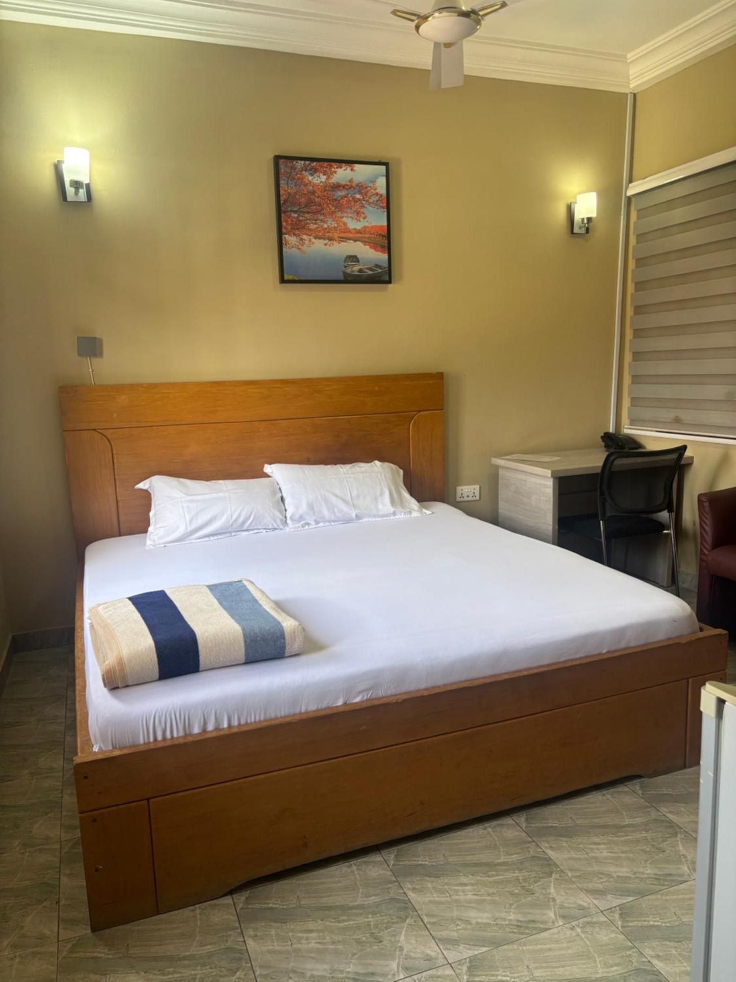 Bonsukoda Lodge Madina 외부 사진